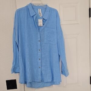 Light Blue Button-Up Shirt Sz Lg Nwt